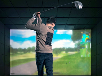 Holding a Golf Ball, GO FOR PAR - Image